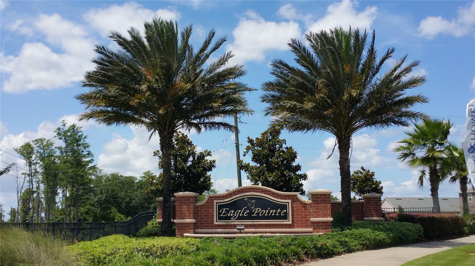 EAGLE POINT PH I - Residential Lease
