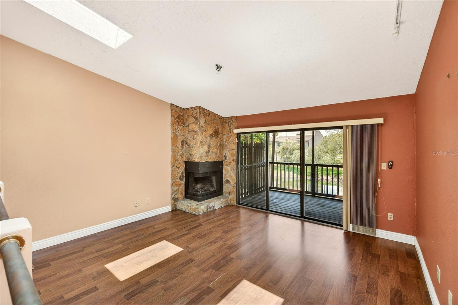 LAKE FOREST CONDO - Residential