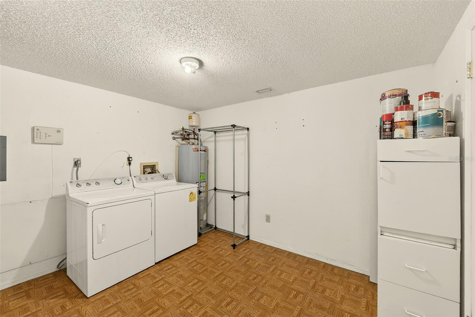LAKE FOREST CONDO - Residential