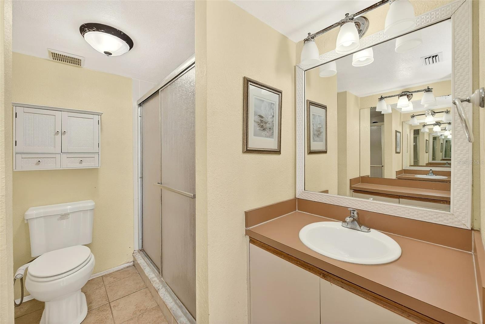 LAKE FOREST CONDO - Residential