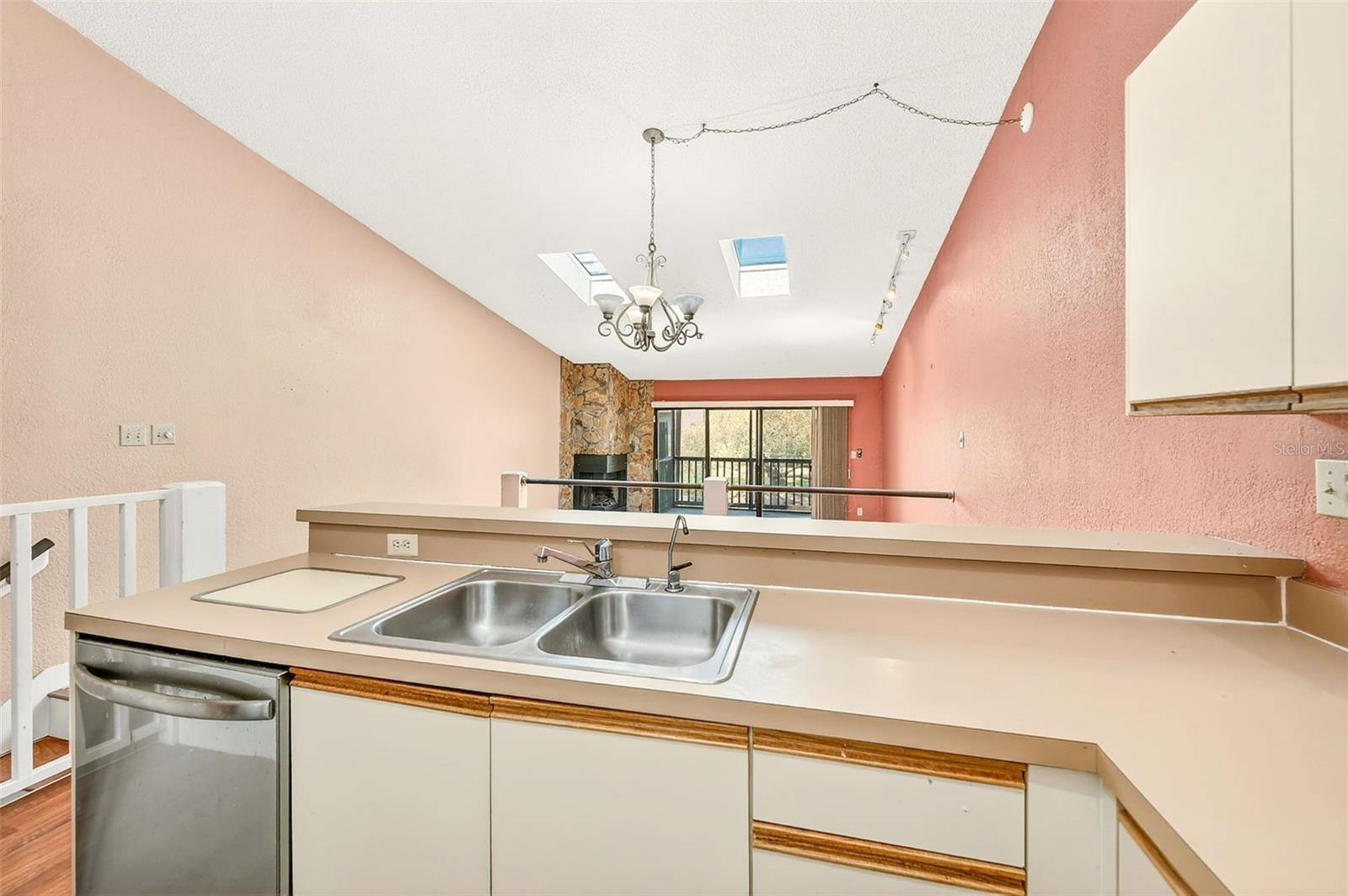 LAKE FOREST CONDO - Residential