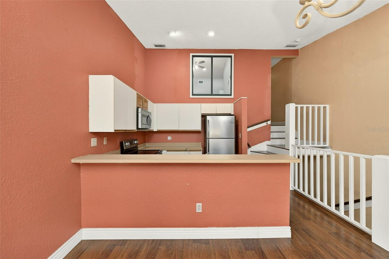 LAKE FOREST CONDO - Residential