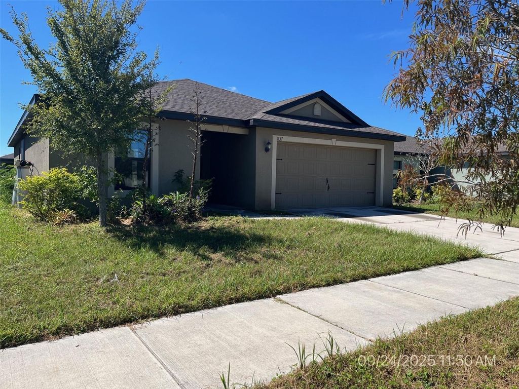 Photo of 837 Chatham Walk Drive, Ruskin, FL 33570 (MLS # A4675527)