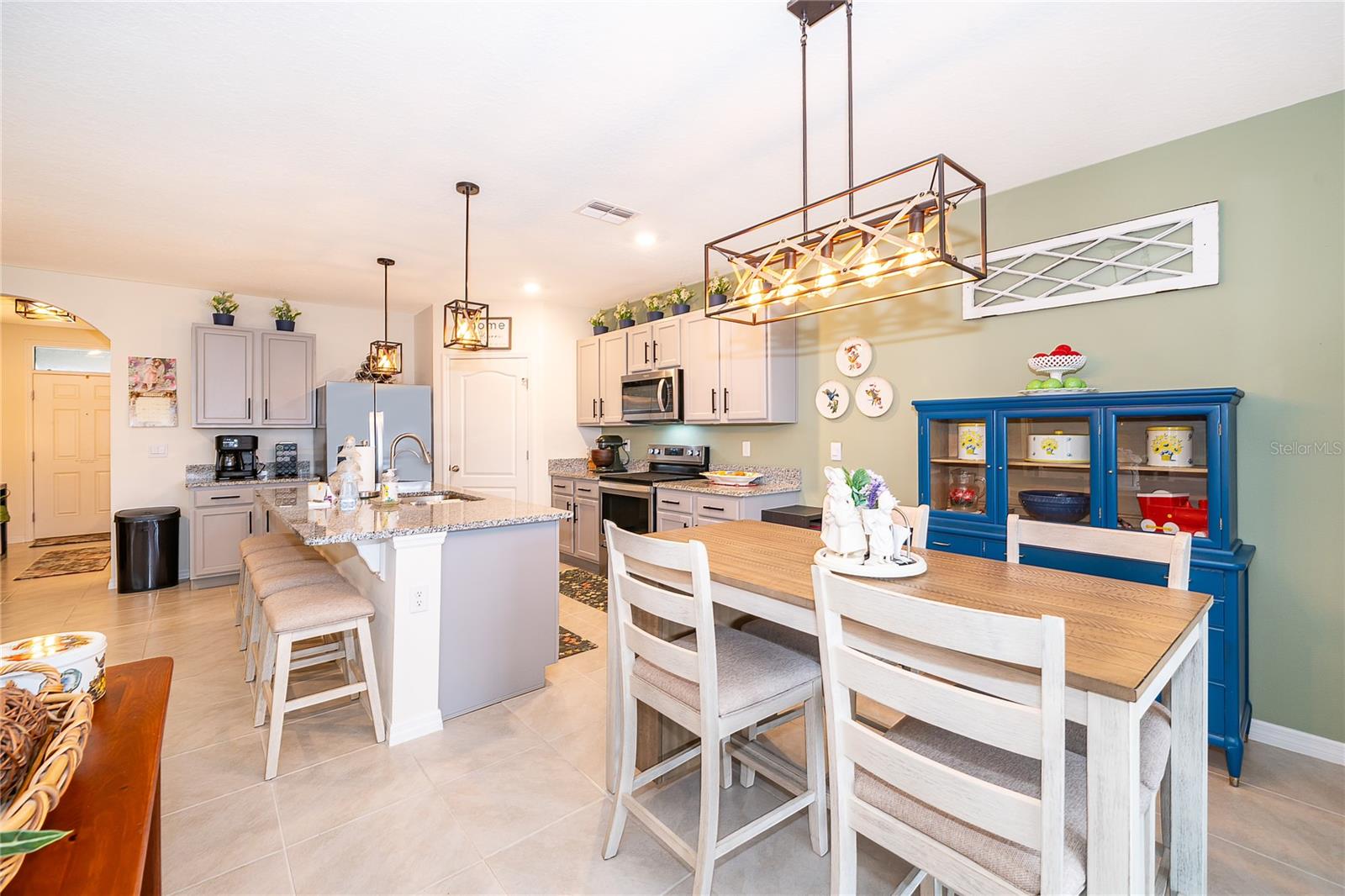 LAKE CHARLES RESIDENCE PH 1B - Residential