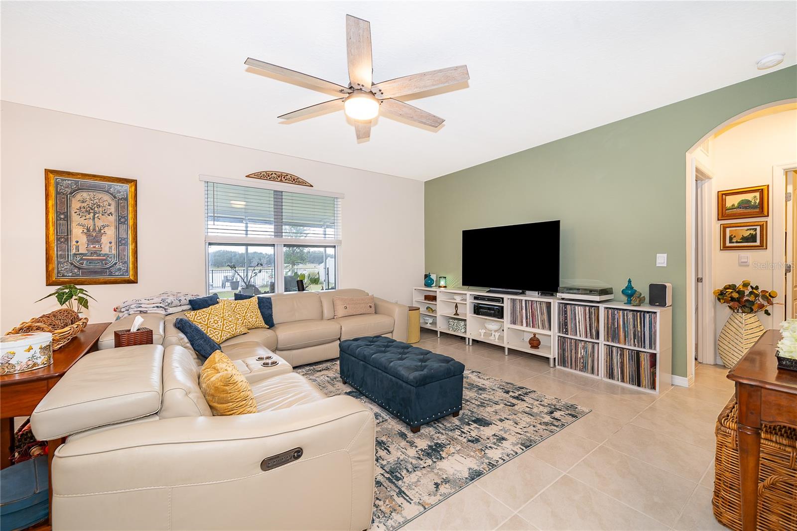 LAKE CHARLES RESIDENCE PH 1B - Residential