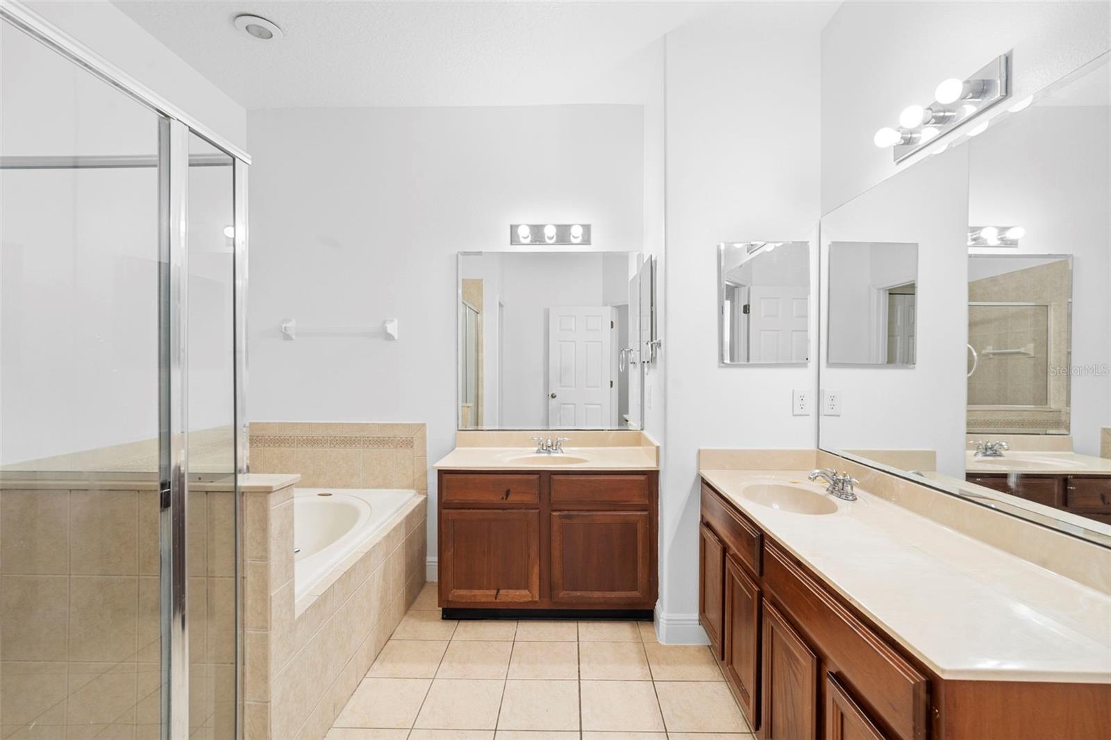 WATERFORD TRLS PH I - Residential