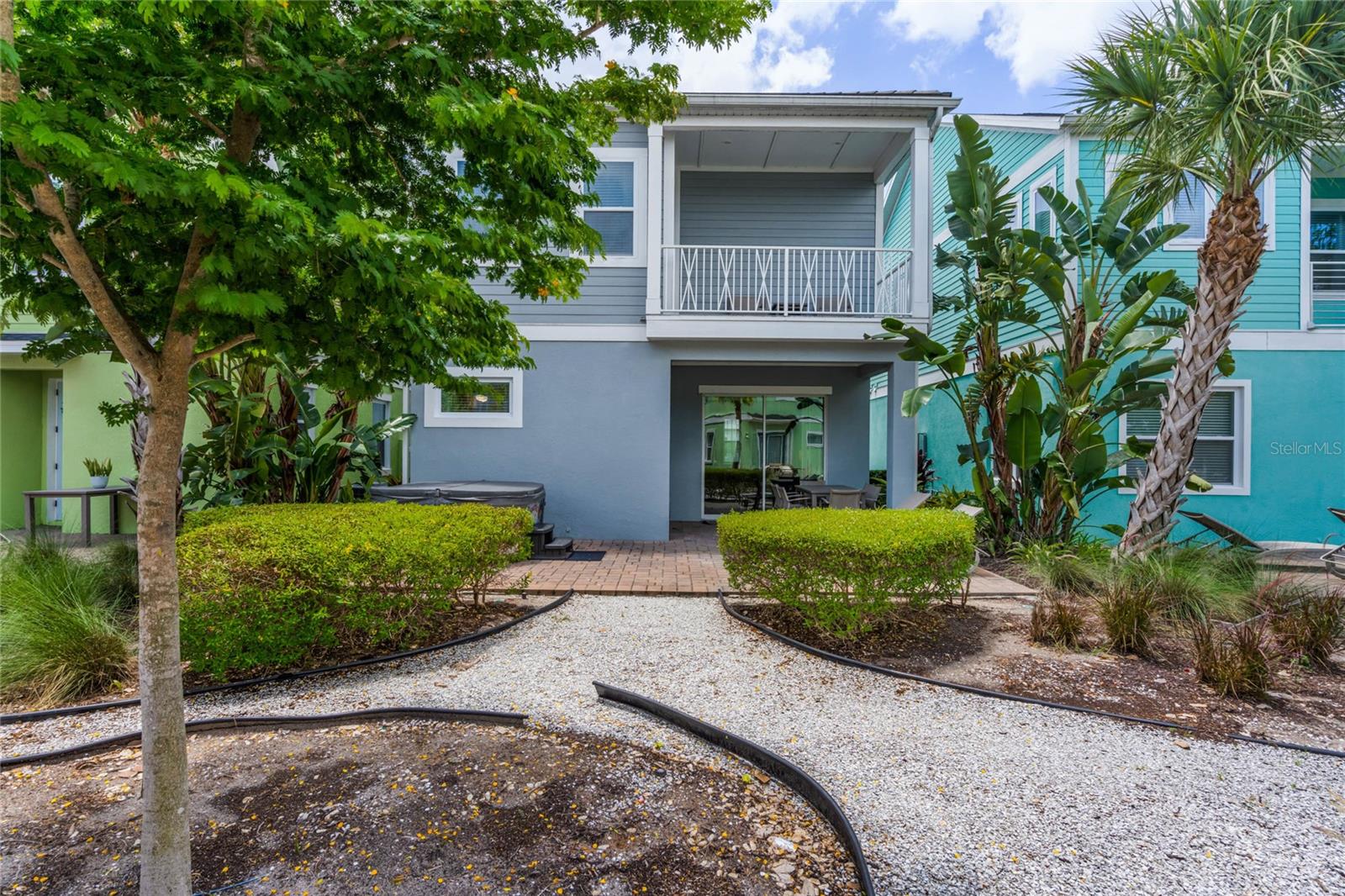 ROLLING OAKS / MARGARITAVILLE - Residential