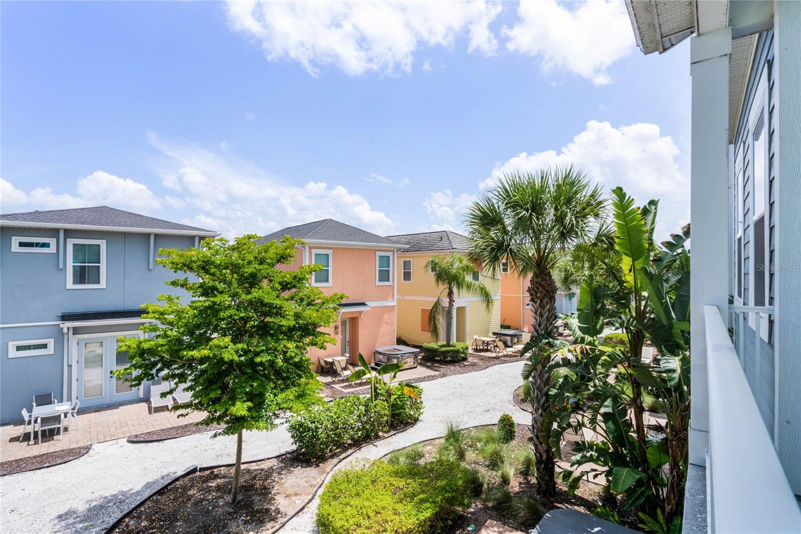 ROLLING OAKS / MARGARITAVILLE - Residential