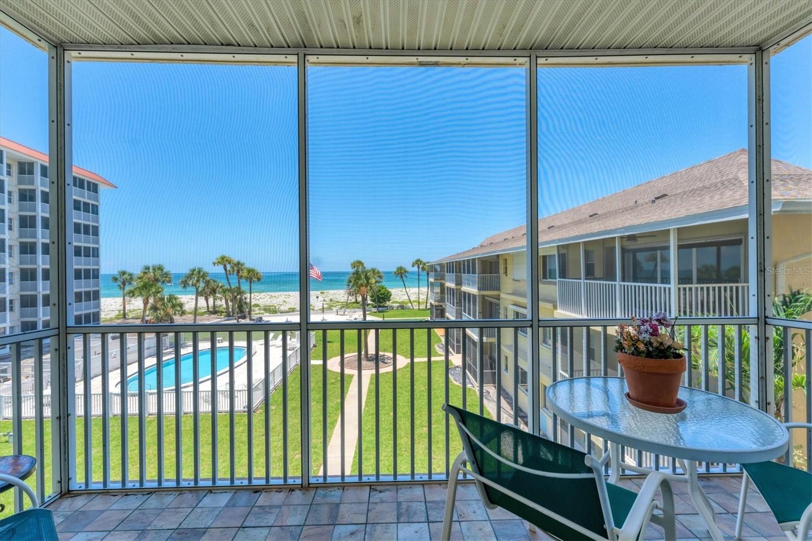 CHATEAUGAY - Residential