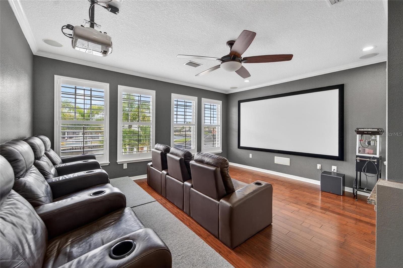 MIRABAY PH 3B-2 - Residential