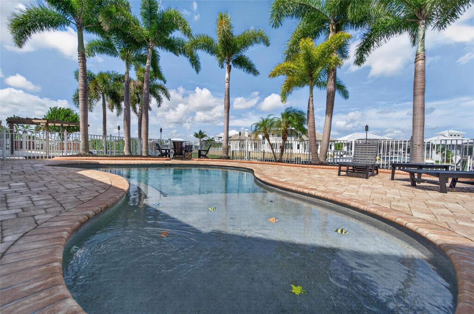 MIRABAY PH 3B-2 - Residential