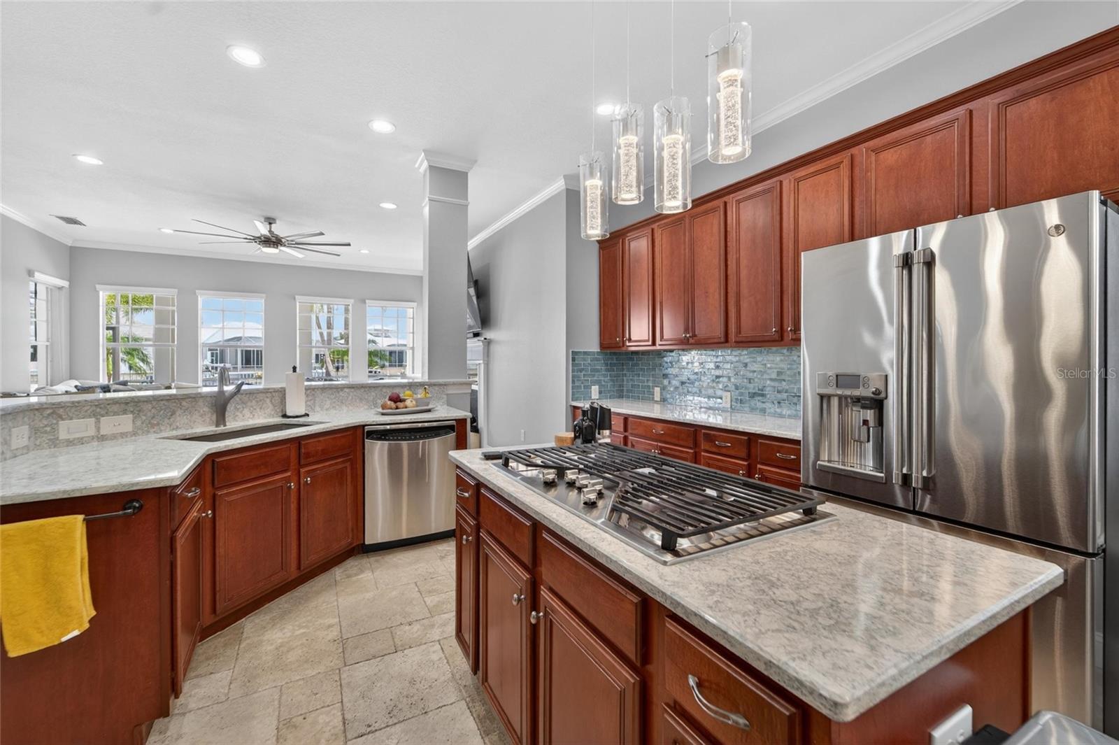 MIRABAY PH 3B-2 - Residential