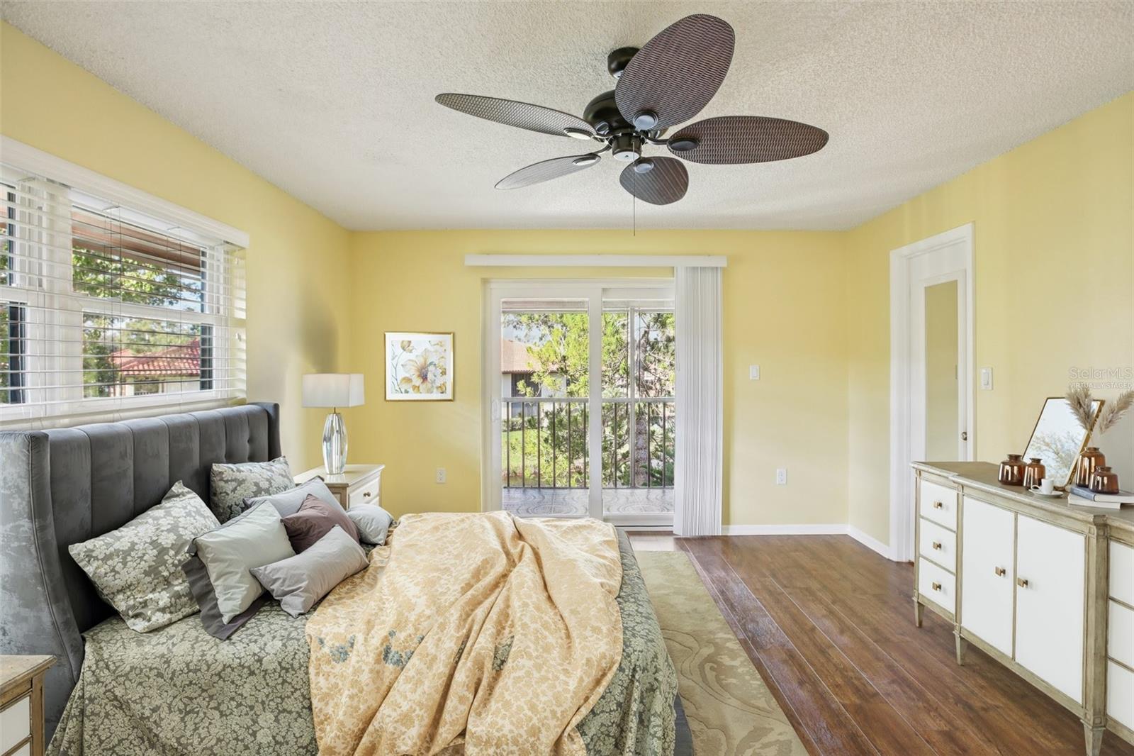 HAMMOCK PINE VILLAGE - Residential