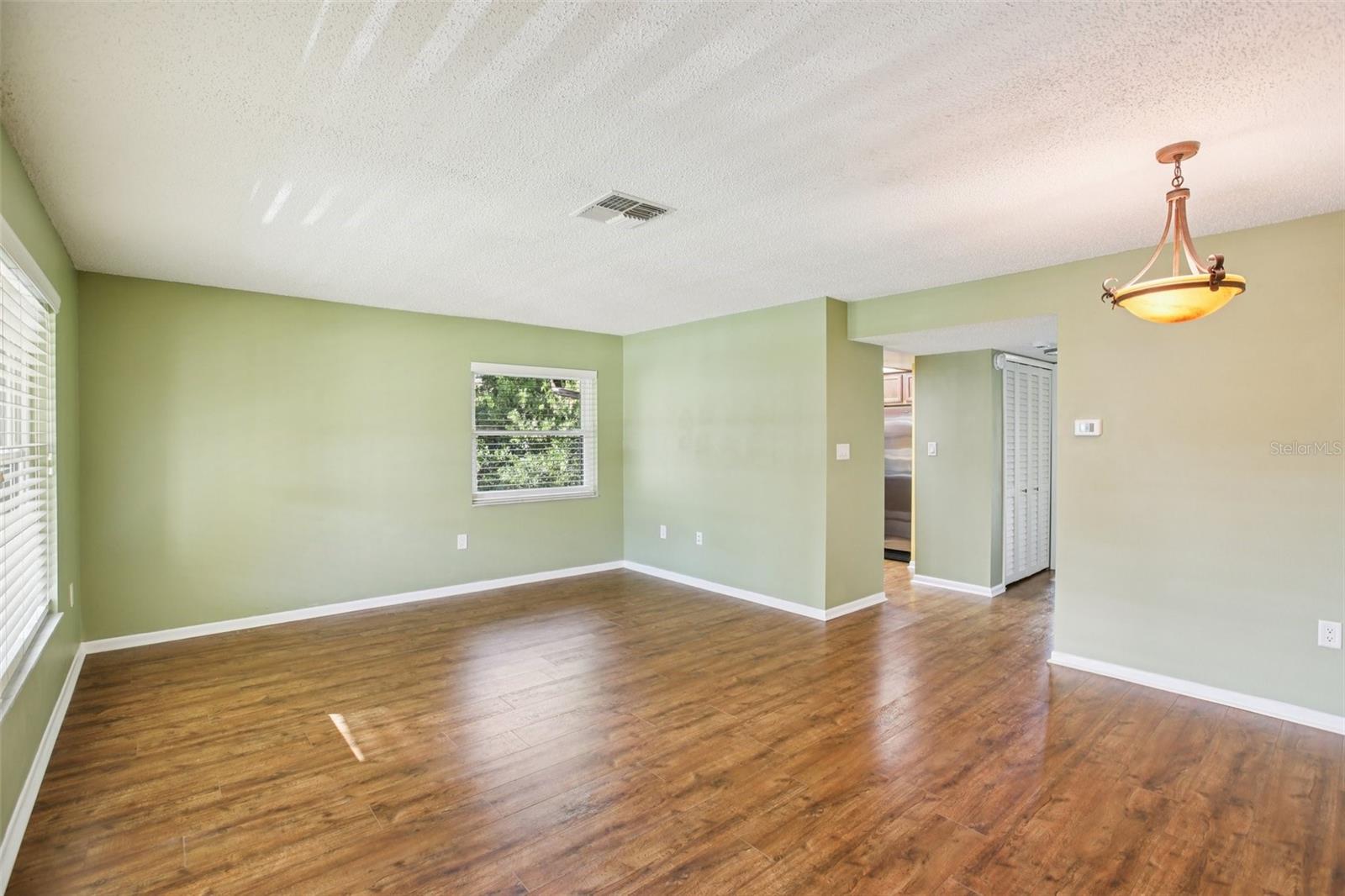 HAMMOCK PINE VILLAGE - Residential