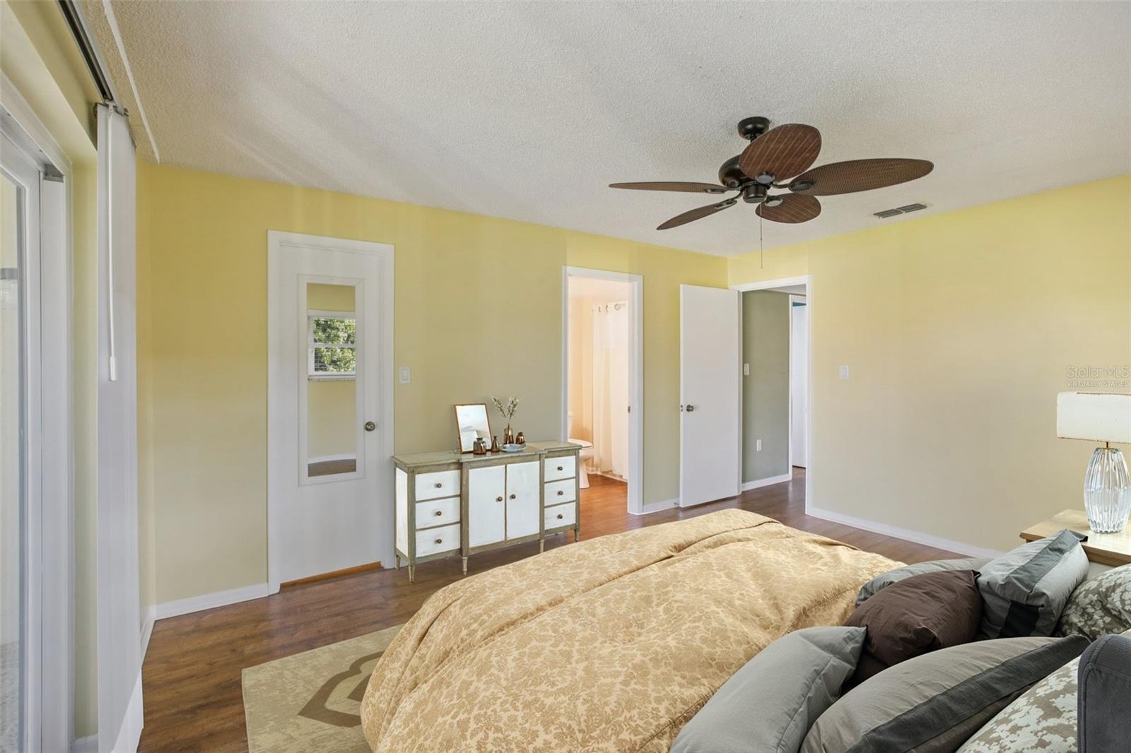 HAMMOCK PINE VILLAGE - Residential