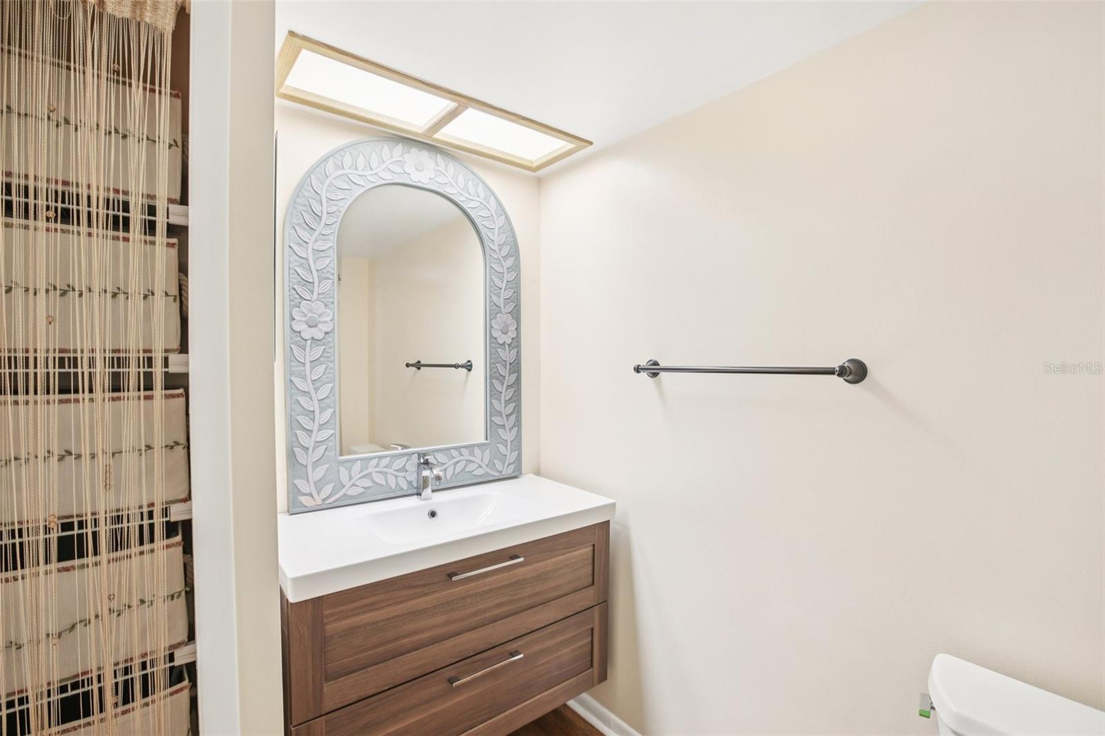 HAMMOCK PINE VILLAGE - Residential