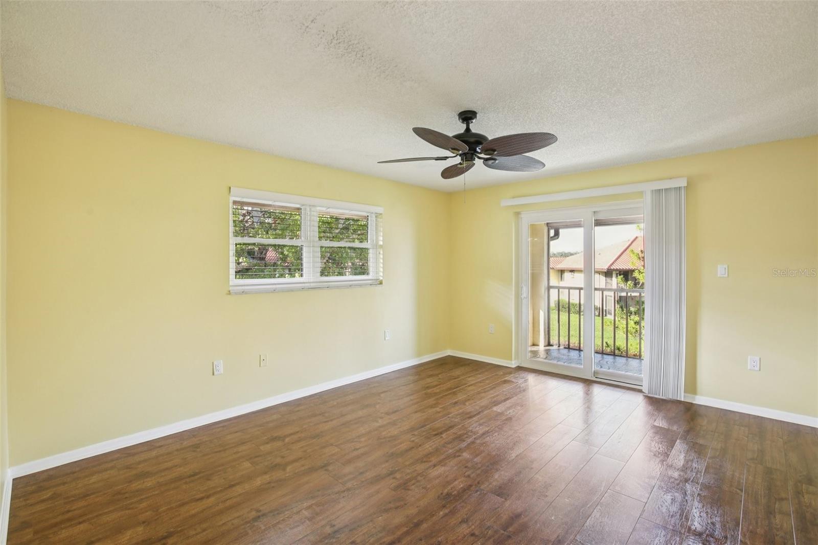 HAMMOCK PINE VILLAGE - Residential