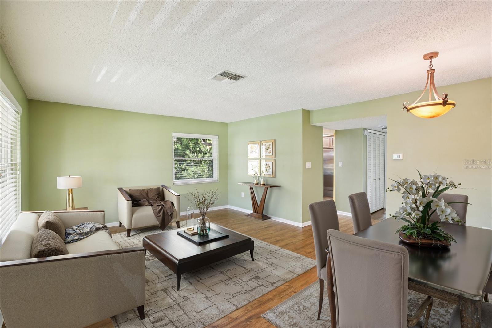 HAMMOCK PINE VILLAGE - Residential