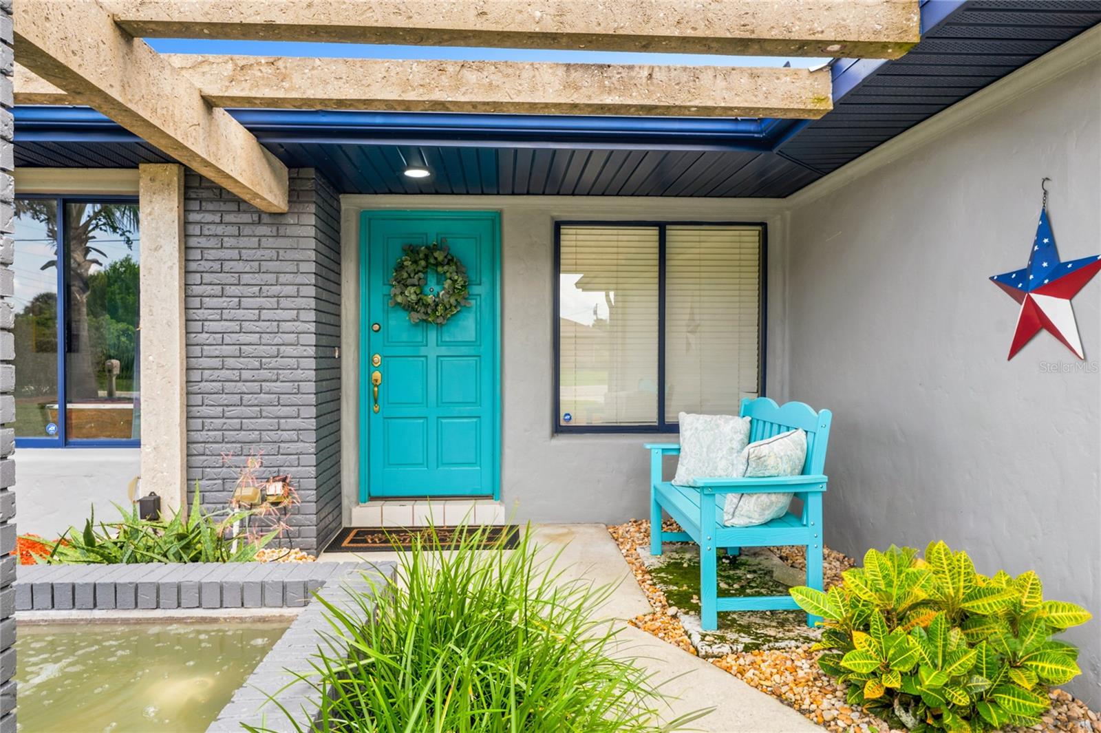1239 GIOVANNI STREET