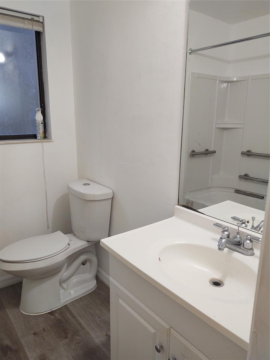 Village Green Twnhs Condo - Residential