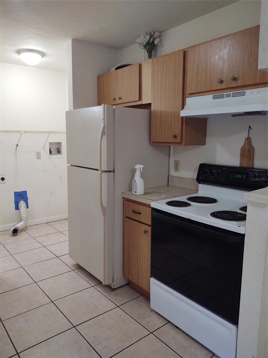 Village Green Twnhs Condo - Residential