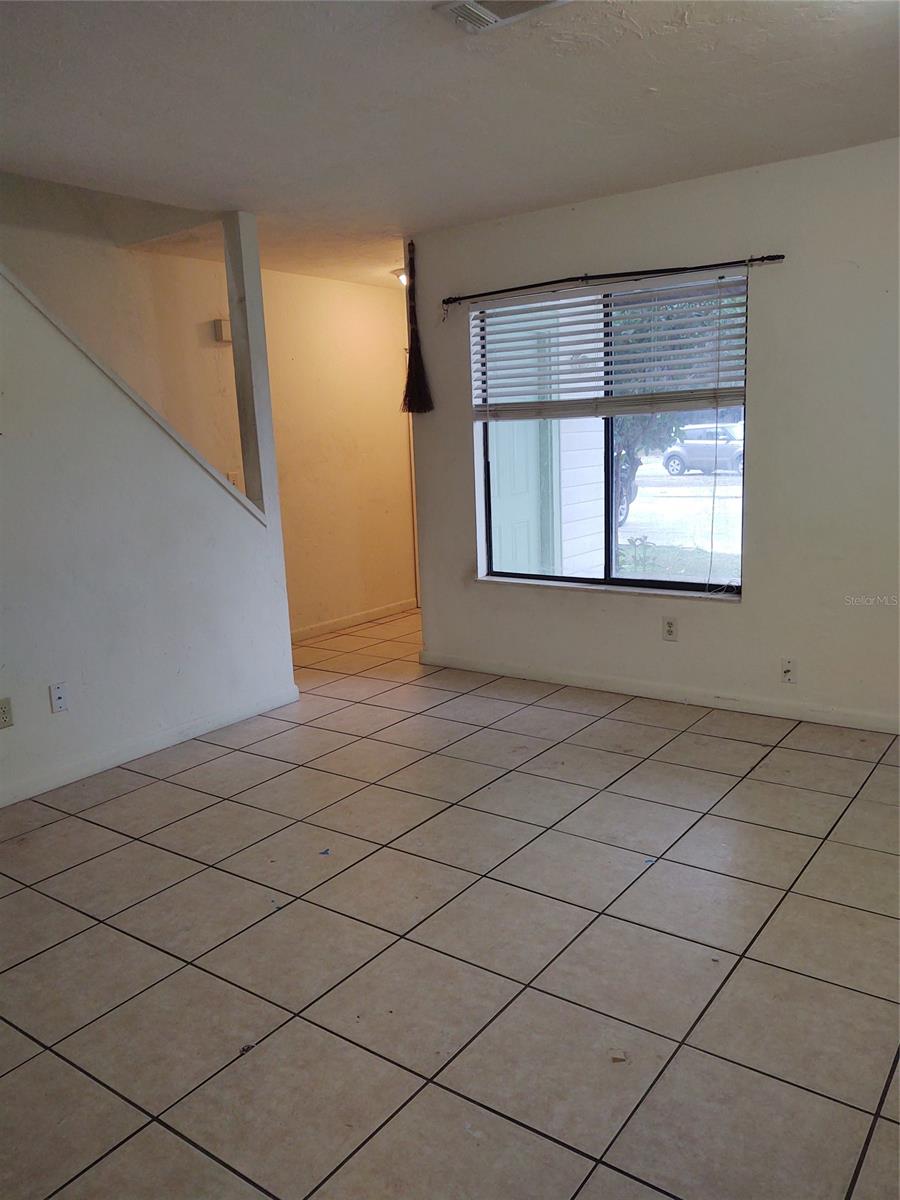 Village Green Twnhs Condo - Residential