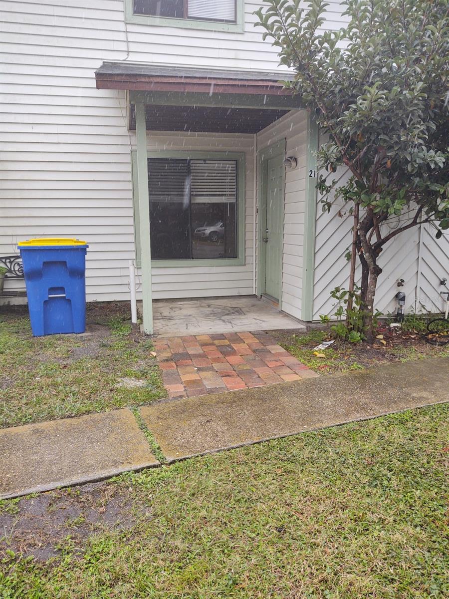 Village Green Twnhs Condo - Residential