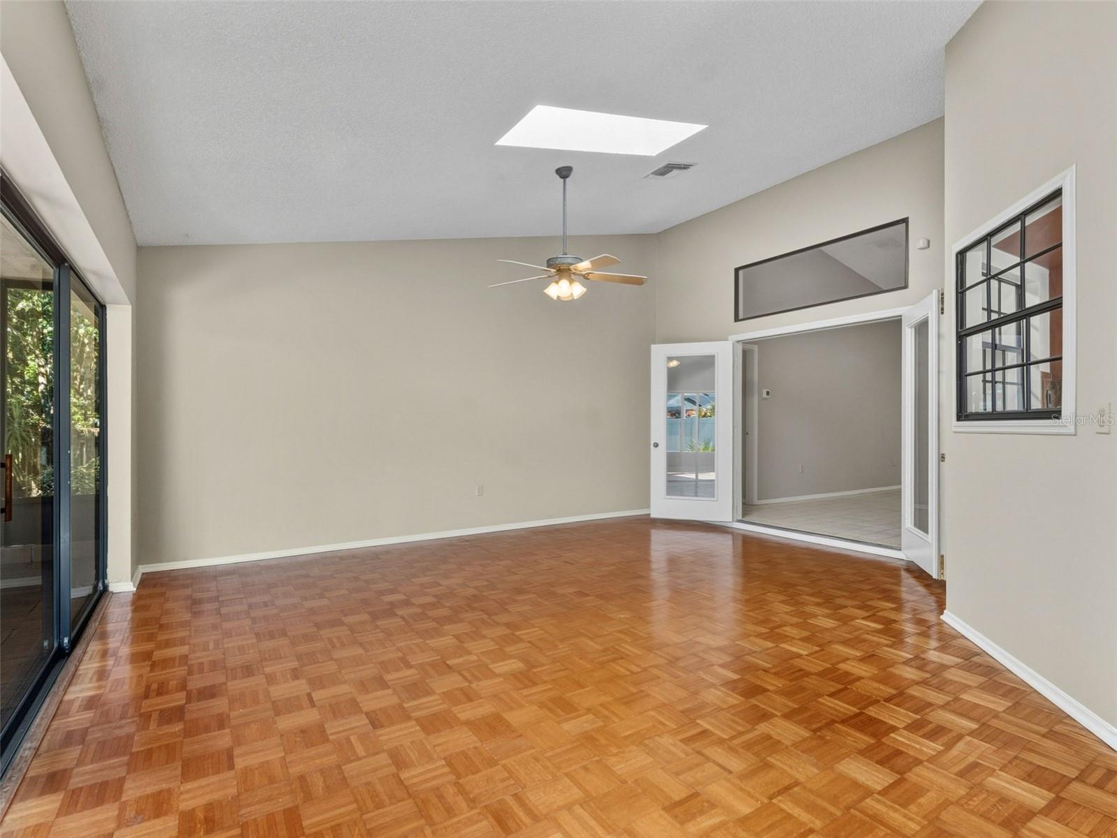 HARBOR WOODS NORTH - Residential