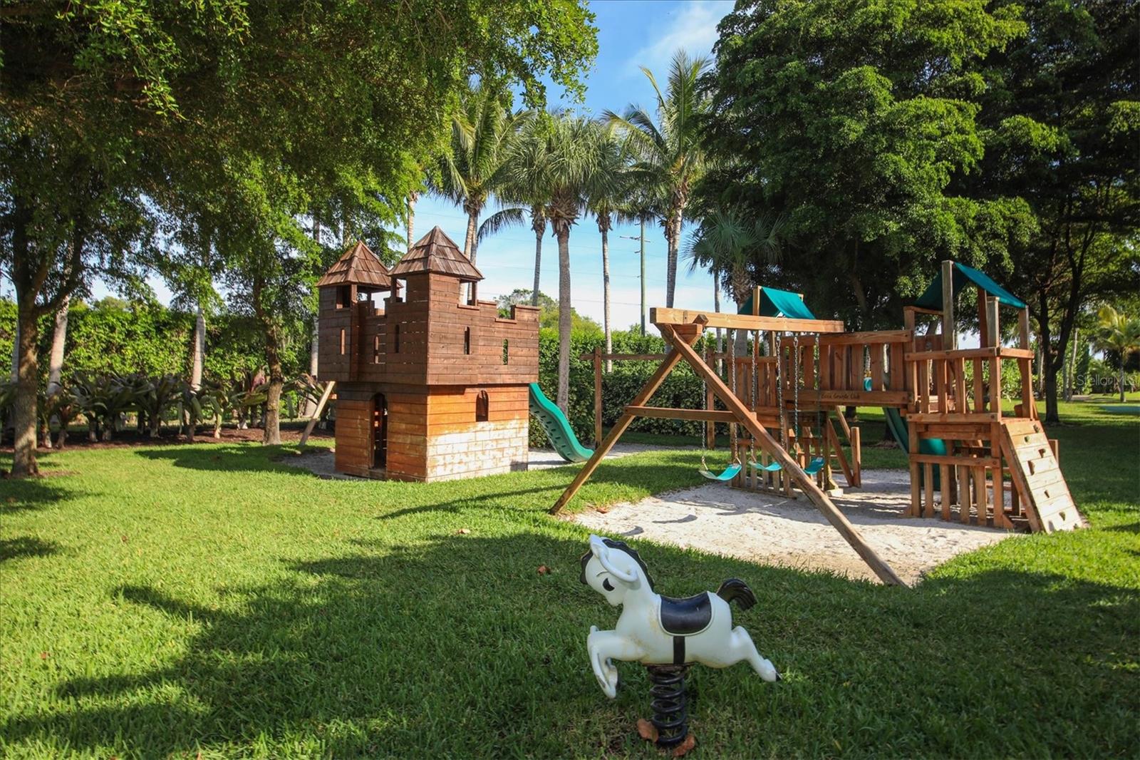 VILLAGE BOCA GRANDE CLUB PH - Residential