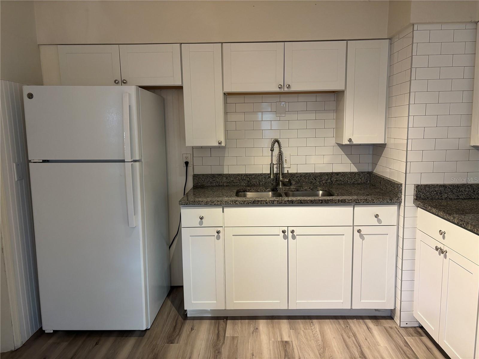 SUNSET POINT A REP - Residential Lease