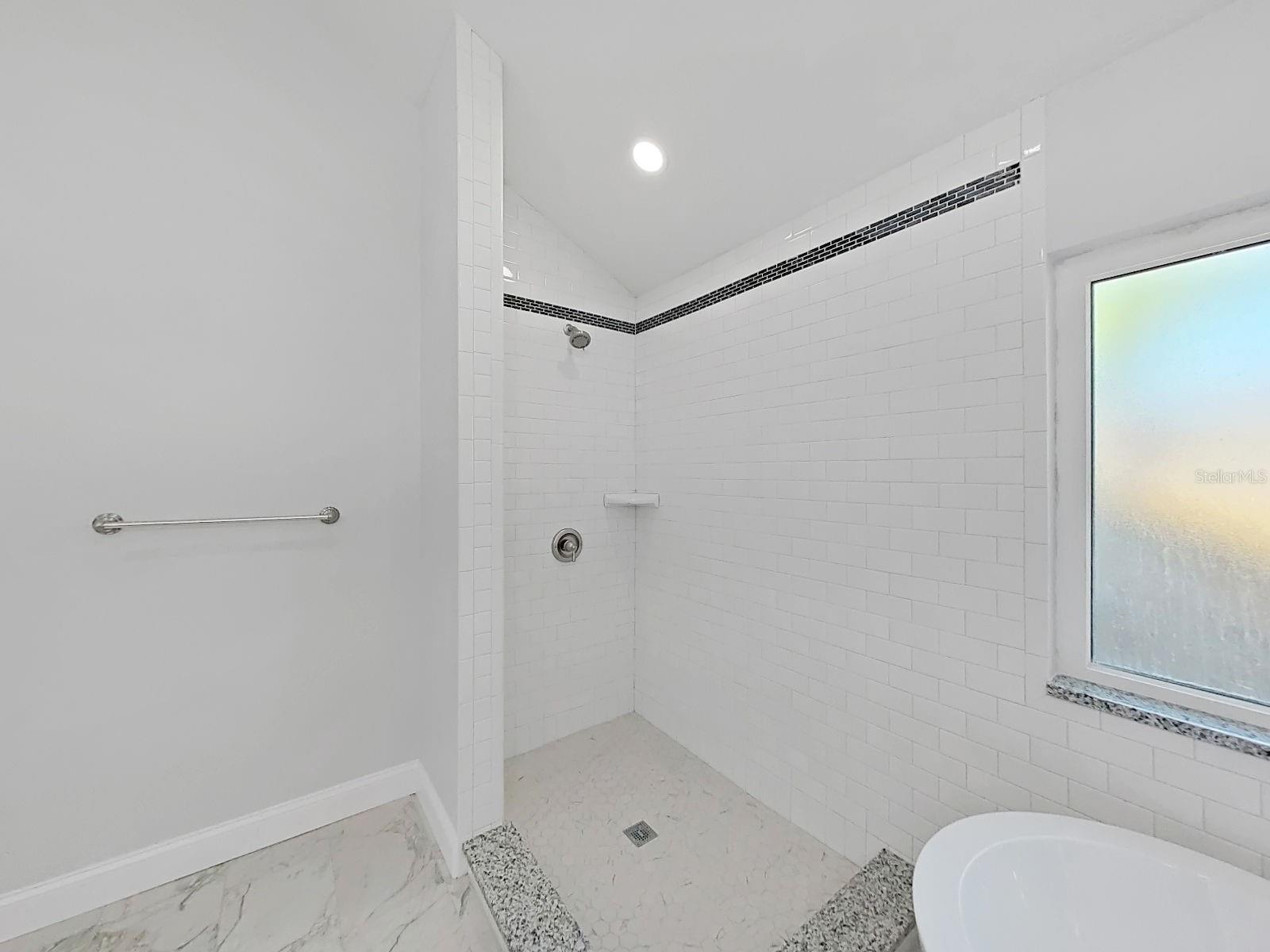 RAINBOW OAKS - Residential