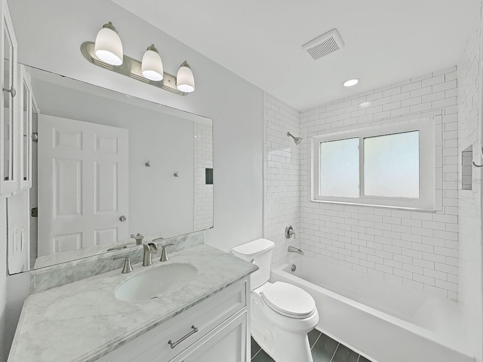 RAINBOW OAKS - Residential