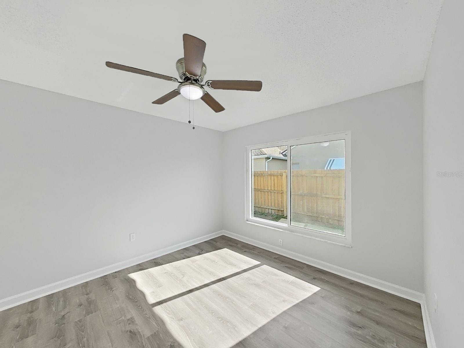 RAINBOW OAKS - Residential