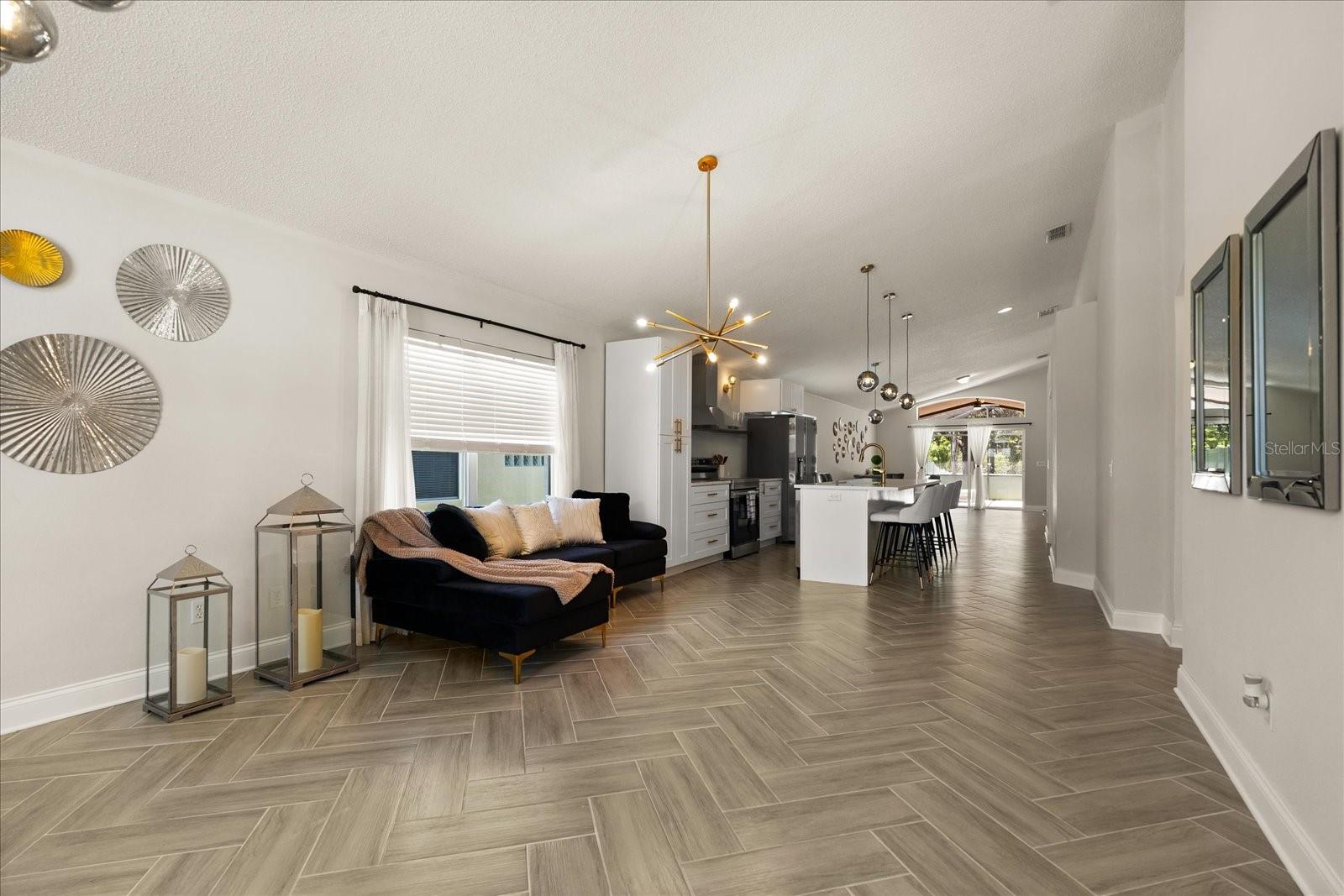 5451 LOS PALMA VISTA DRIVE