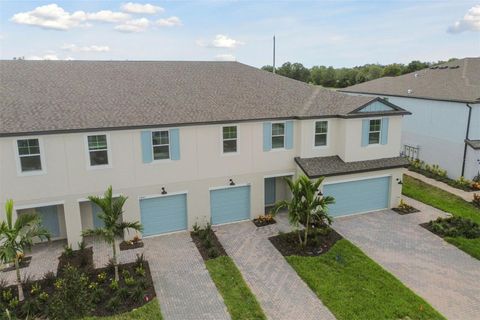 A home in PALMETTO