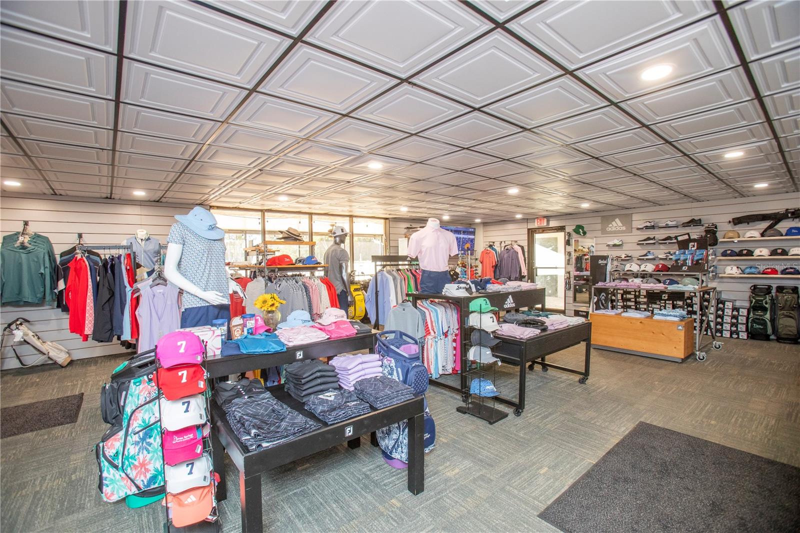 GOLF VIEW VILLAS CONDO 05 - Residential