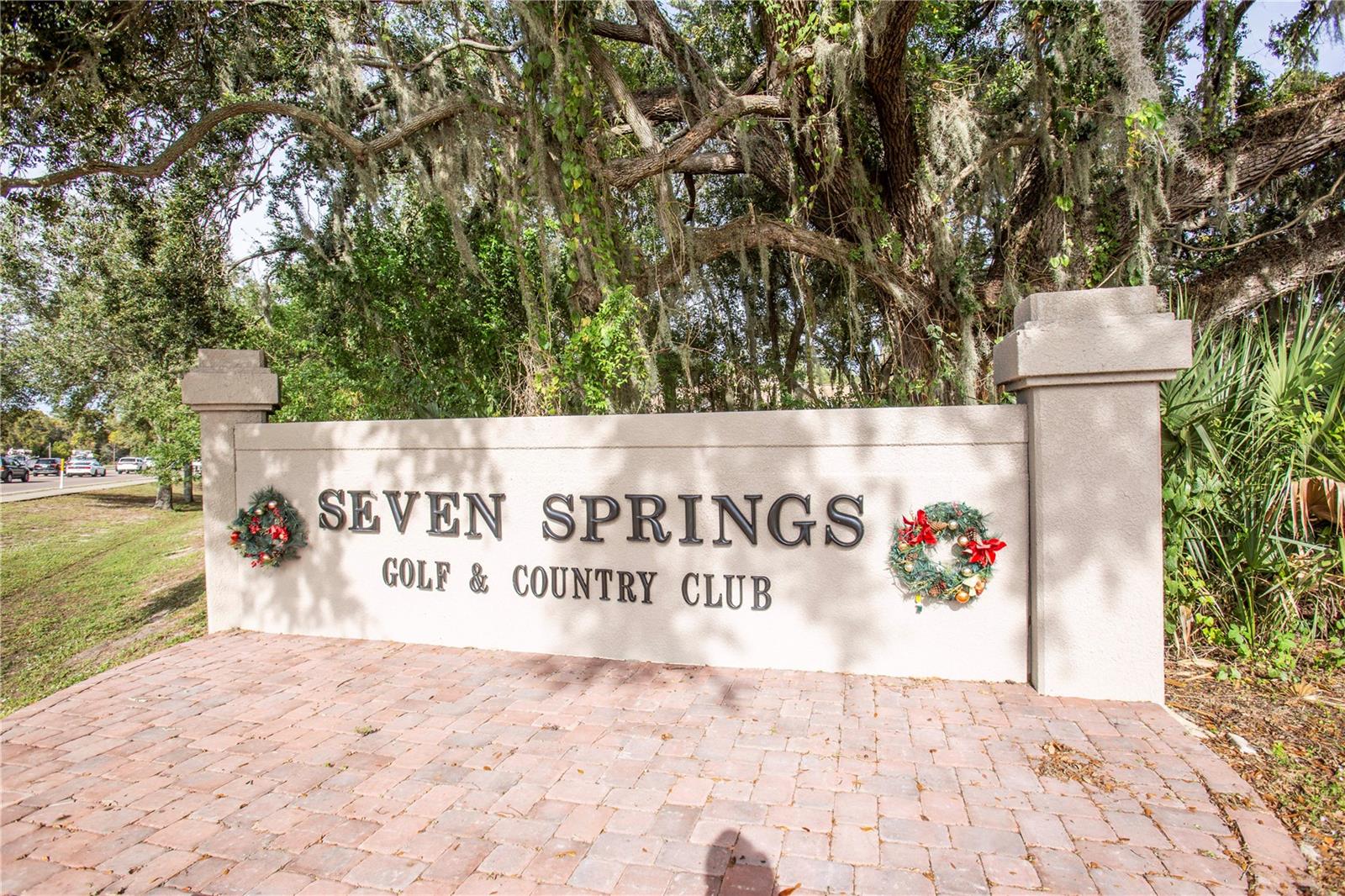 GOLF VIEW VILLAS CONDO 05 - Residential