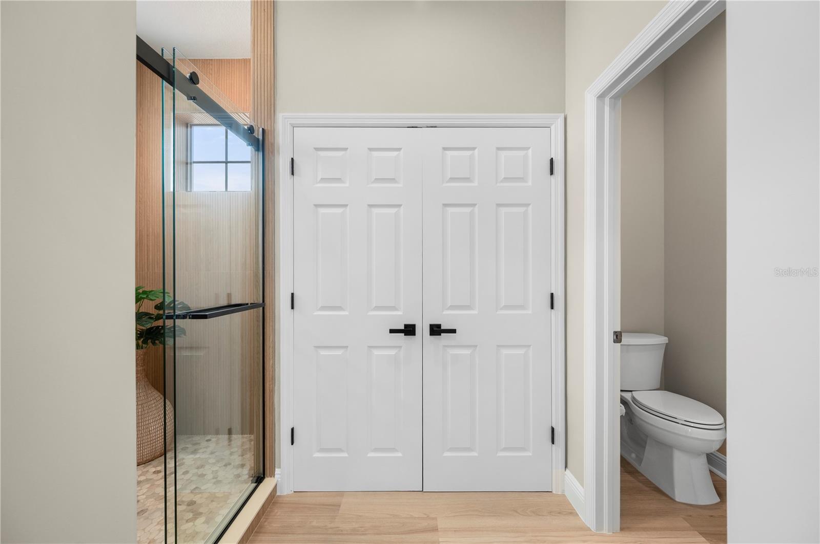 RIVER CLUB - Residential