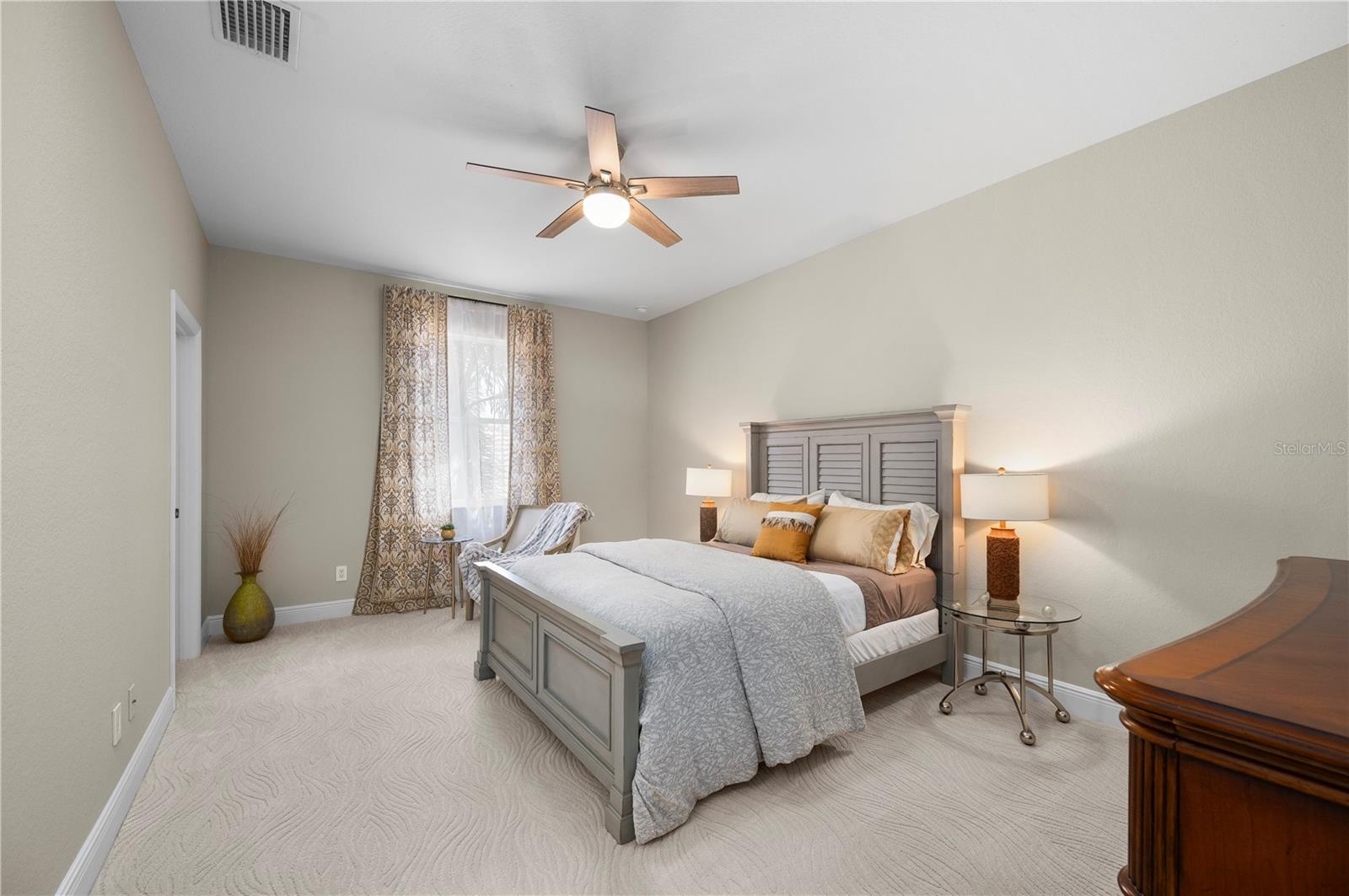 RIVER CLUB - Residential