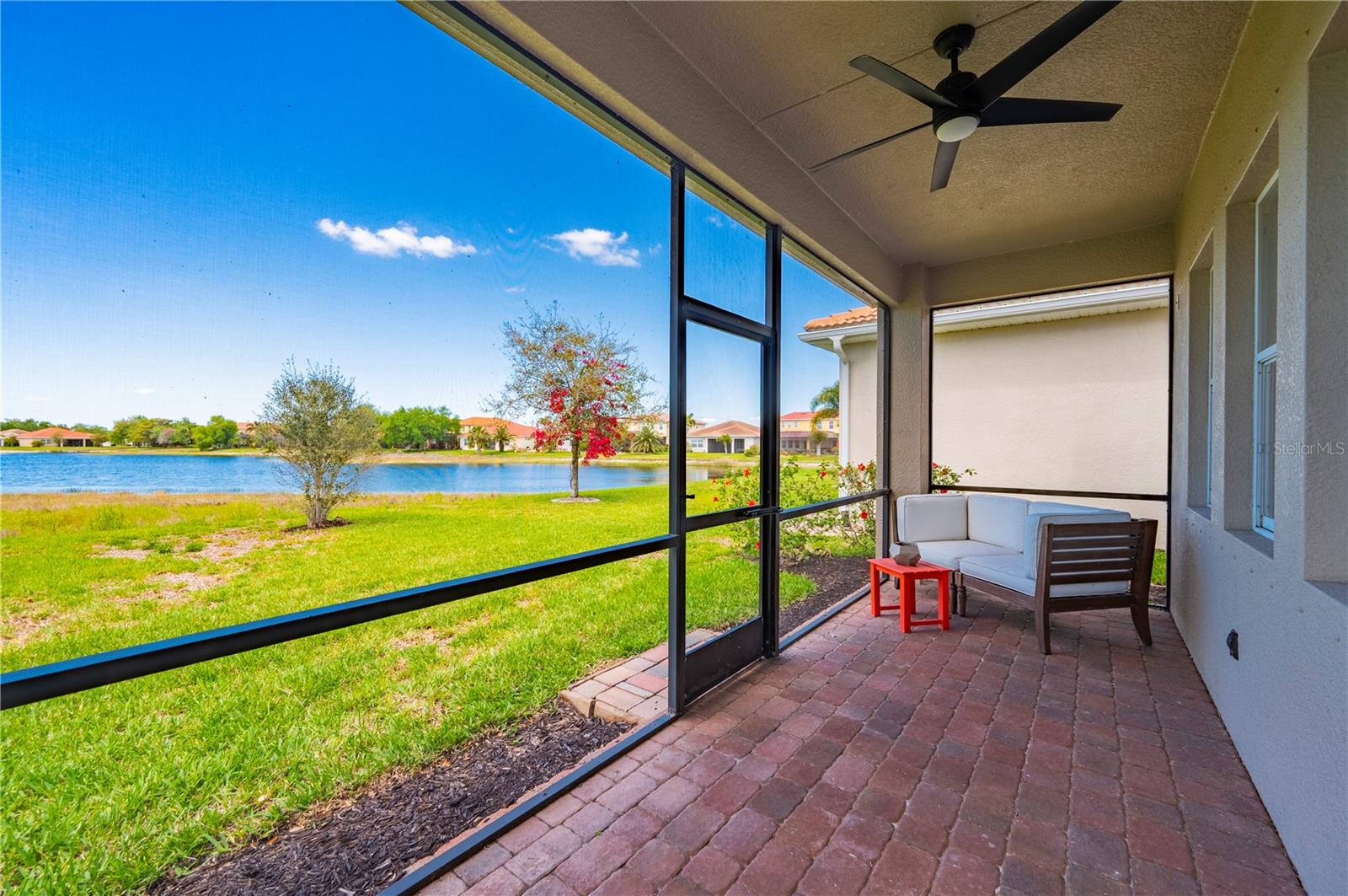 RIVER CLUB - Residential