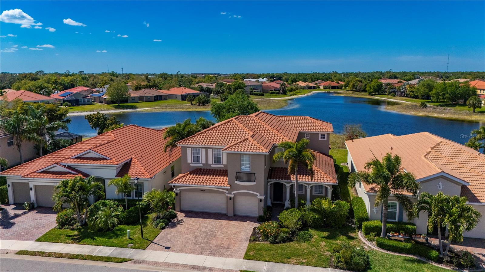 RIVER CLUB - Residential