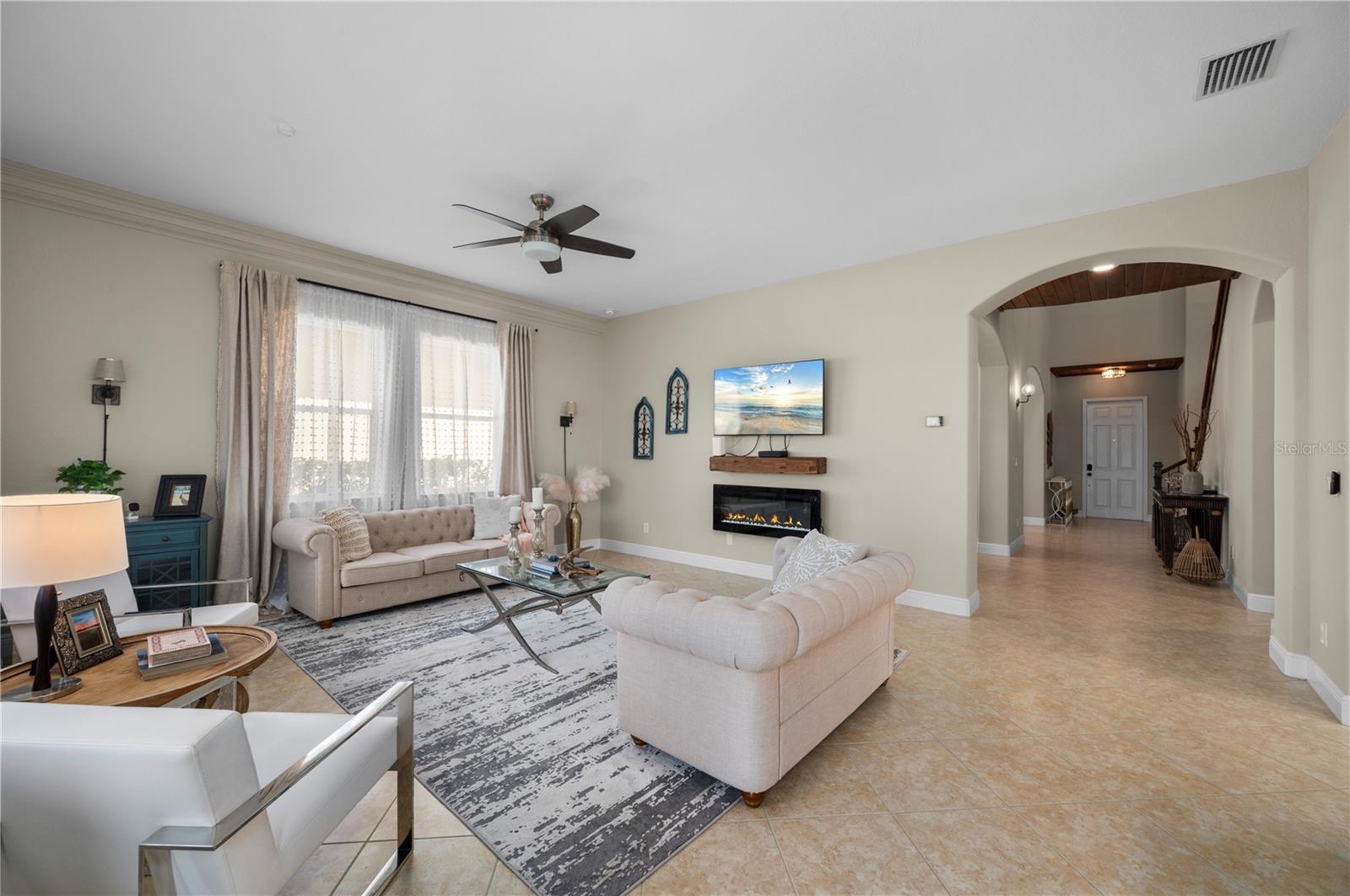 RIVER CLUB - Residential