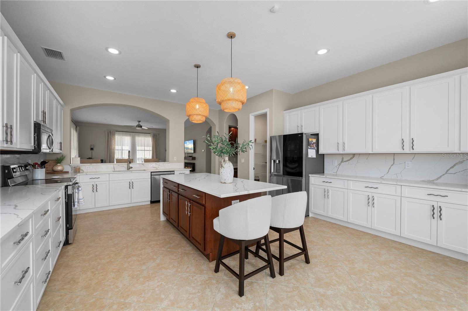 RIVER CLUB - Residential