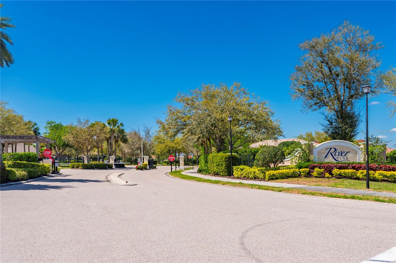 RIVER CLUB - Residential