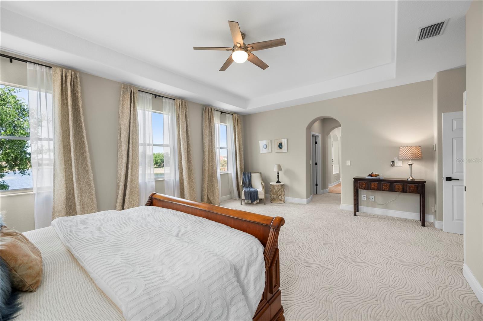 RIVER CLUB - Residential