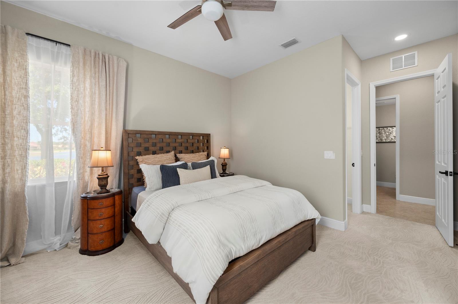 RIVER CLUB - Residential