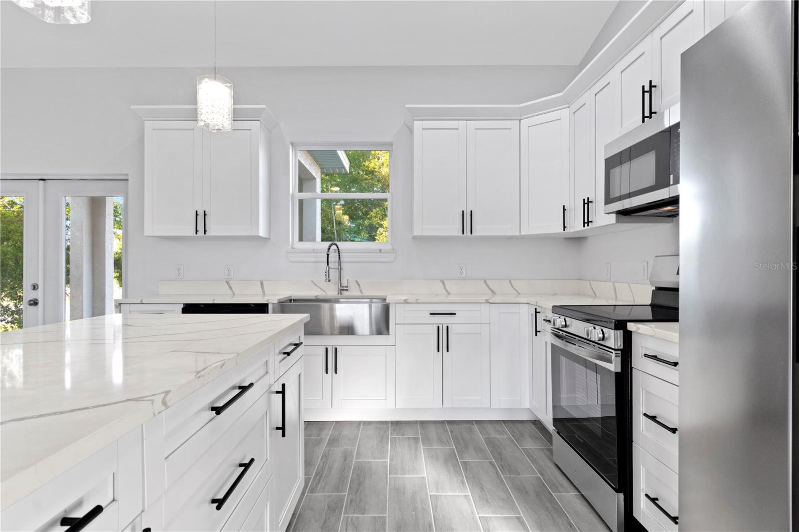 SILVER SPGS SHORES UN #25 - Residential