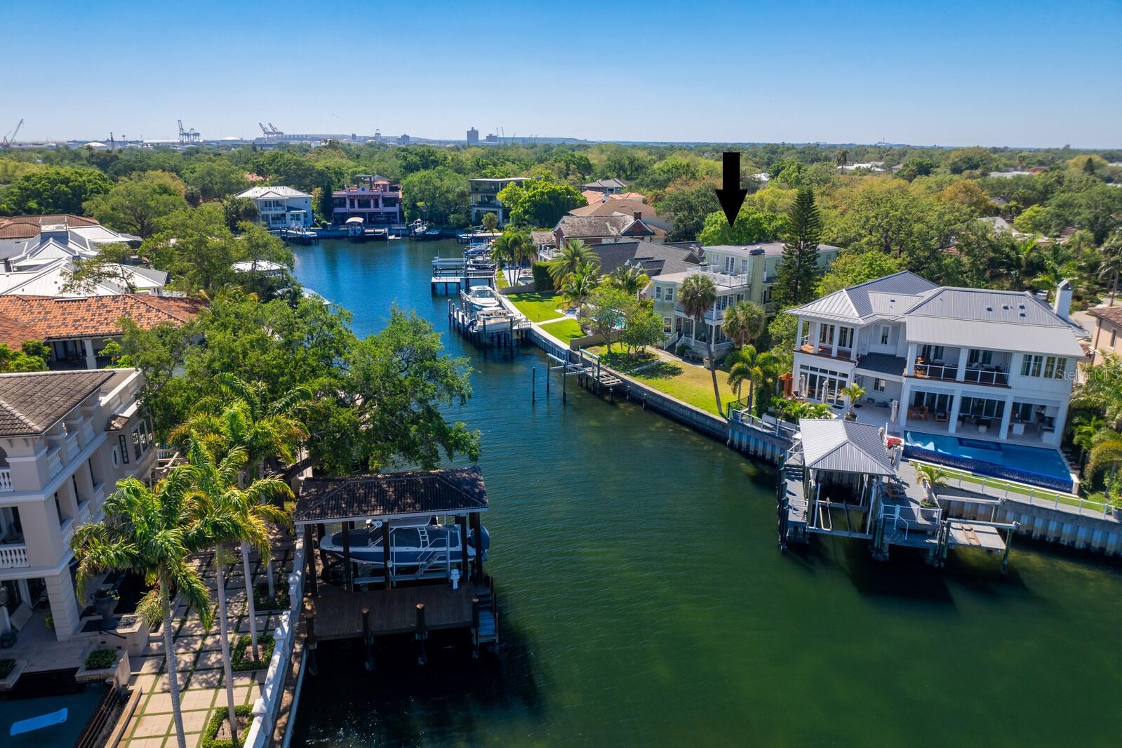 DAVIS ISLANDS PB10 PG52 TO 57 - Land