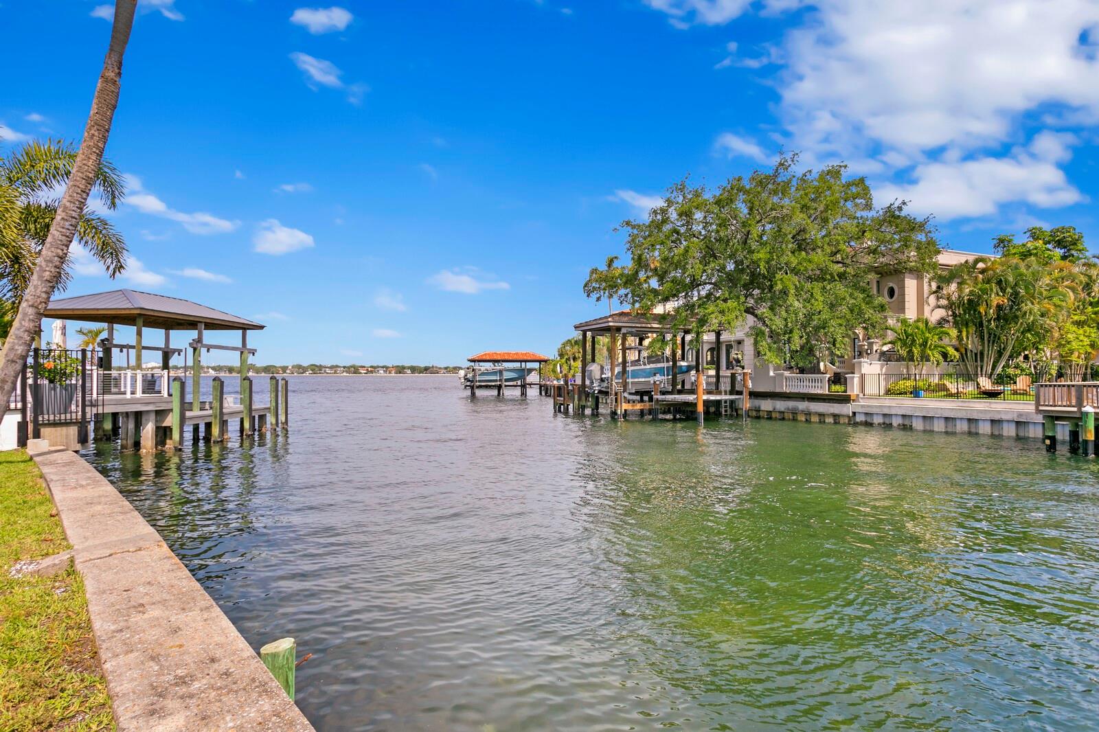 DAVIS ISLANDS PB10 PG52 TO 57 - Land