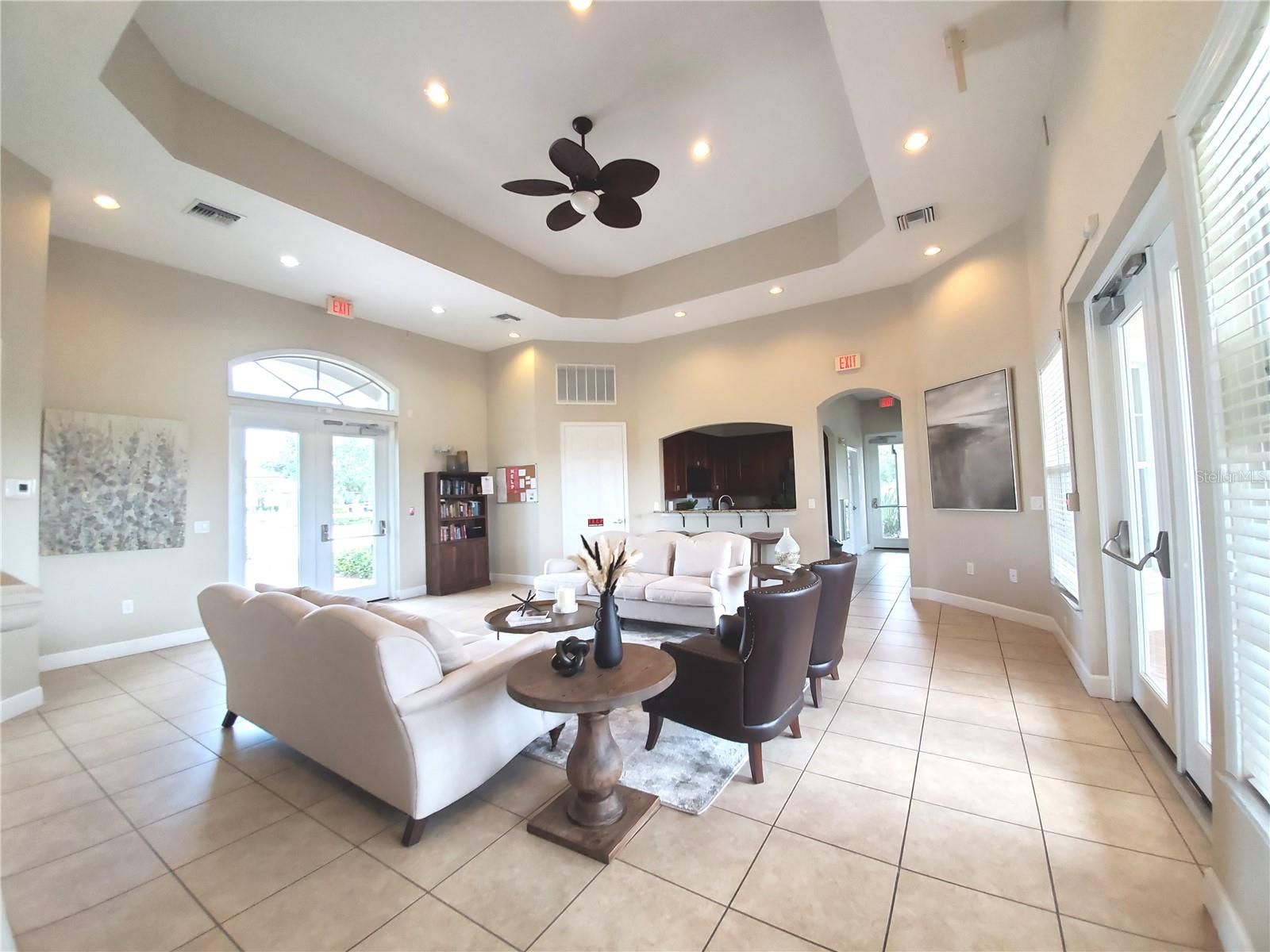 BELLA VIA/PORT CHARLOTTE PH 1 - Residential